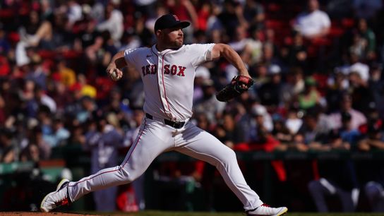 Ex-Red Sox Pitcher, Two-Time Reliever Of Year Retires After 14 MLB Seasons (featured)