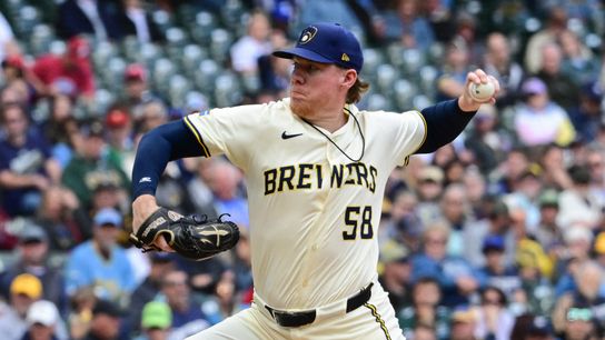 Brewers Lose Veteran Pitcher With 2.12 ERA With Them To Free Agency (featured)