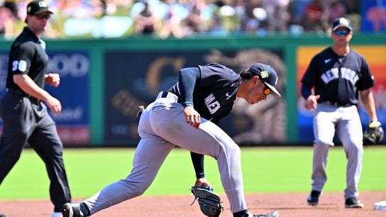 Yankees Reportedly Considering Calling Up Top Prospect For Debut (featured)