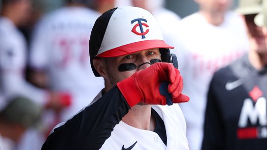 Yankees Projected To Nab $6.7 Million Twins Catcher In Deadline Swap (featured)