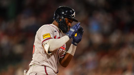 Red Sox Have a Serious Fenway Park Problem (featured)