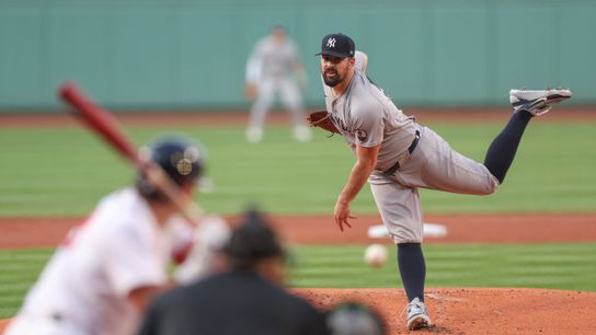 Yankees' Aaron Boone Reveals Next Step For Carlos Rodón (featured)