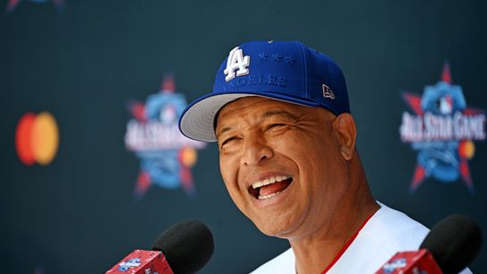 Why Dodgers Do Not Have To Be Aggressive At Deadline (featured)