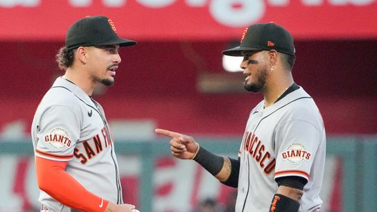 Multiple CBS Sports Experts Predict Red Sox Will Land This Giants All-Star (featured)
