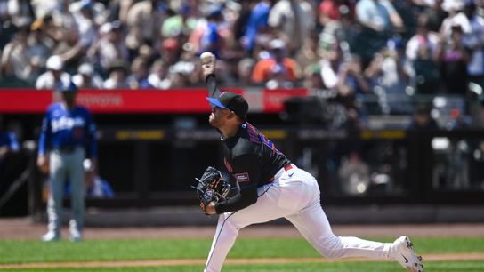 Phillies Interested In Two Mets Pitchers (featured)