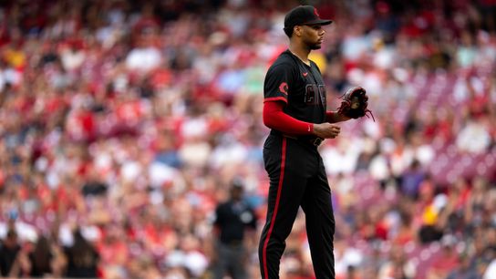 NL Ace Will Miss 2027 Season After Undergoing 2nd Tommy John Surgery (featured)
