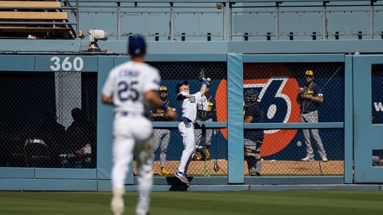 Kyle Tucker Season Hit New Low On Sunday With Boos At Home (featured)