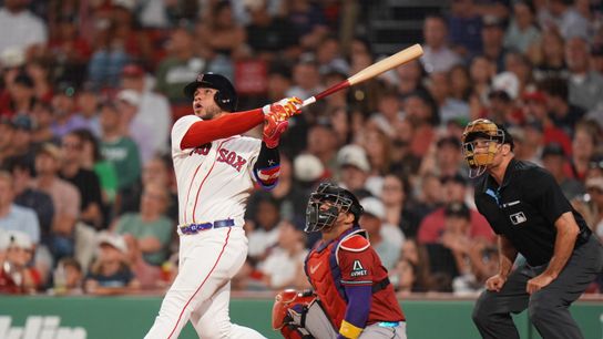 Willson Contreras Doubles Down On Love For Boston Despite Fans Booing Him (featured)