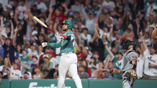 Chad Tracy Provides Details On Red Sox's Decision To Place Willson Contreras On Injured List (featured)