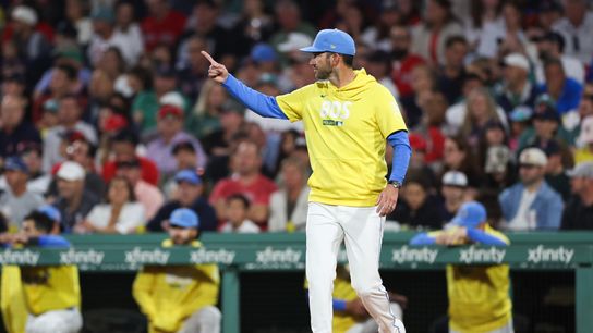 Chad Tracy Reportedly Has Edge In Red Sox Search For Next Manager (featured)