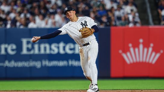 Yankees' Aaron Boone Comments On George Lombard Jr.'s Error Streak (featured)