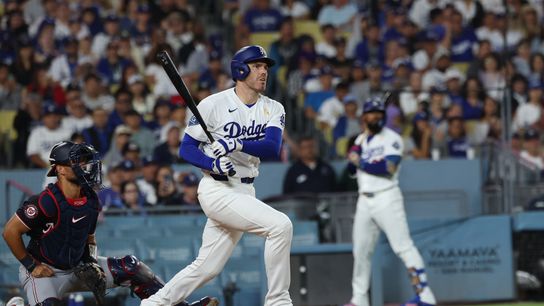 Dodgers Reveal Whether They Are Considering Injured List Stint For Freddie Freeman (featured)