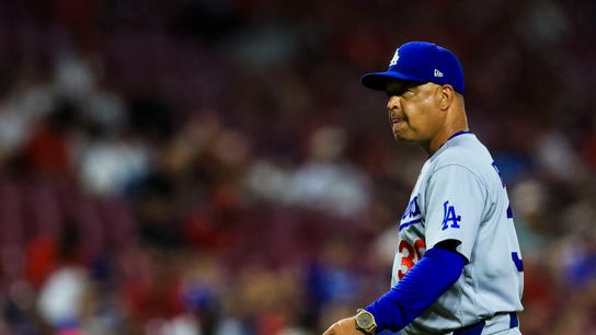 Dave Roberts Admits Dodgers Uncertain What's Next For Blake Snell (featured)