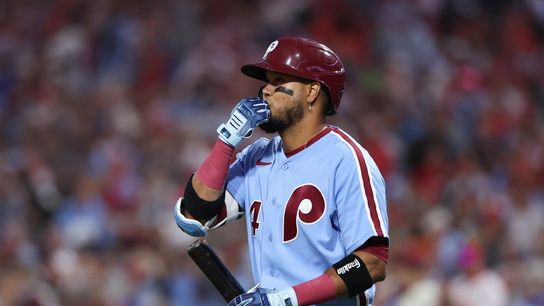 Is Luis Arraez Good Fit For Yankees? (featured)
