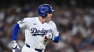 Freddie Freeman Provides Knee Injury Update As Dodgers Await Braves-Phillies Result (featured). Photo by William Liang/Imagn Images
