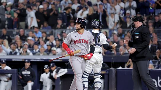 Willson Contreras Refuses To Give Honest Answer To What He Thinks Went Wrong With Red Sox (featured)