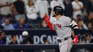 Red Sox's Willson Contreras Zips Lips Regarding Managerial Decisions (featured). Photo by Vincent Carchietta/Imagn Images