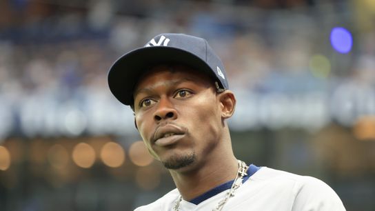 Insider Tabs Yankees Rival As Potential Landing Spot For Jazz Chisholm Jr. (featured)