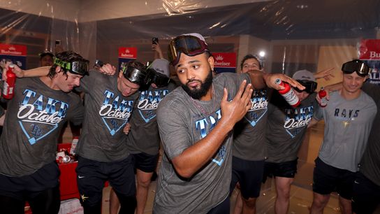 Rays Troll Yankees By Blasting Sinatra's 'Theme From New York, New York' After Ending Their Season (featured)