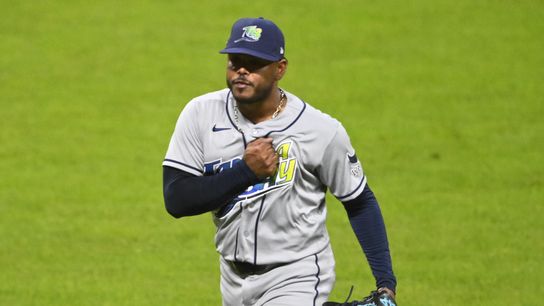 Cubs Should Target Rays Pitcher In Free Agency This Offseason (featured)