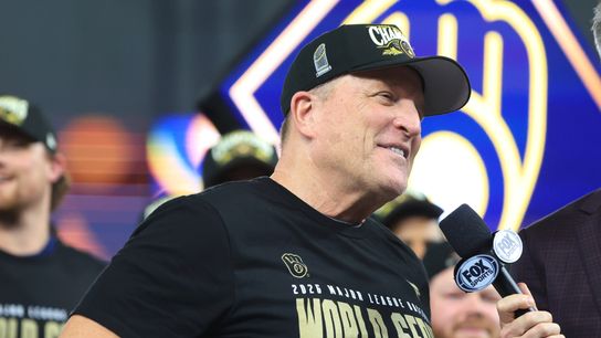 Brewers' Pat Murphy Disses Yankees During World Series Celebration (featured)