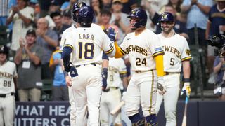 Brewers Demolish Mariners In Historically Lopsided Rout (featured). Photo by Michael McLoone/Imagn Images