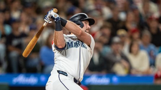 Cal Raleigh Finally Busts Historic Slump Wih First 3-HR Game (featured)