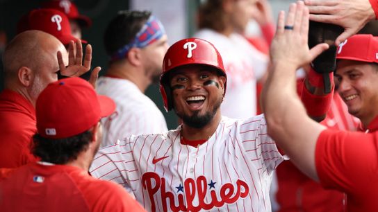 Luis Arraez Makes Immediate Impact In Phillies Debut Vs. Nationals (featured)