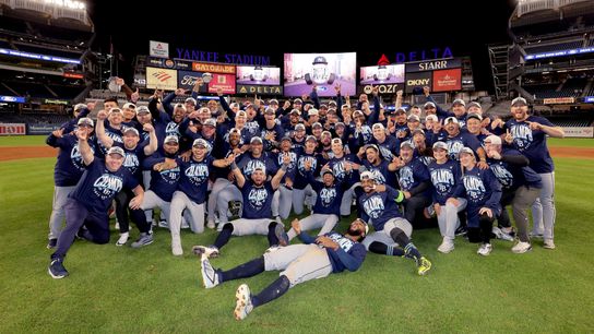 Rays Clinch AL East After Doubleheader Split With Yankees (featured)