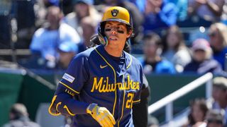 Brewers' Christian Yelich Fires Shot At Willson Contreras (featured). Photo by Denny Medley-Imagn Images