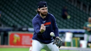 Red Sox Quietly Bring Back Injured Gold Glover on Two-Year Deal (featured). Photo by Erik Williams/Imagn Images