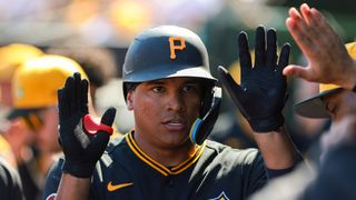 Red Sox-Pirates Blockbuster Will Come Back to Haunt Boston (featured). Photo by Sam Navarro-Imagn Images