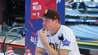 Padres' Mason Miller Appreciates Yankees Trade Rumors (featured). Photo by  Eric Hartline/Imagn Images